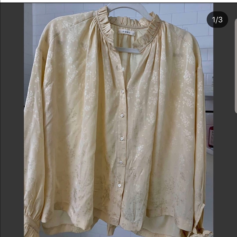 Dôen size small 100 % silk top.  Baltic Jane Rose